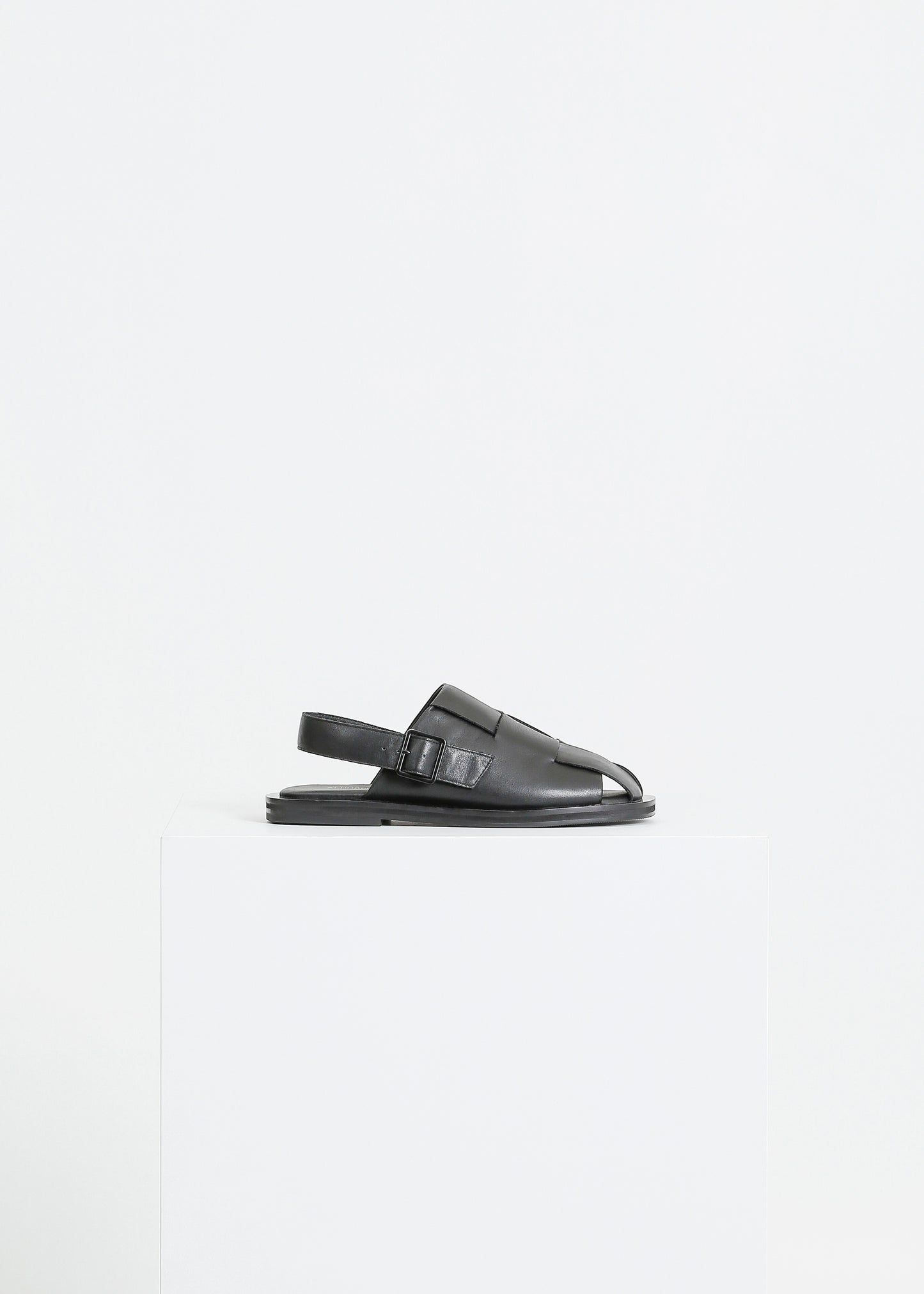 QUINN SANDAL	 / BLACK