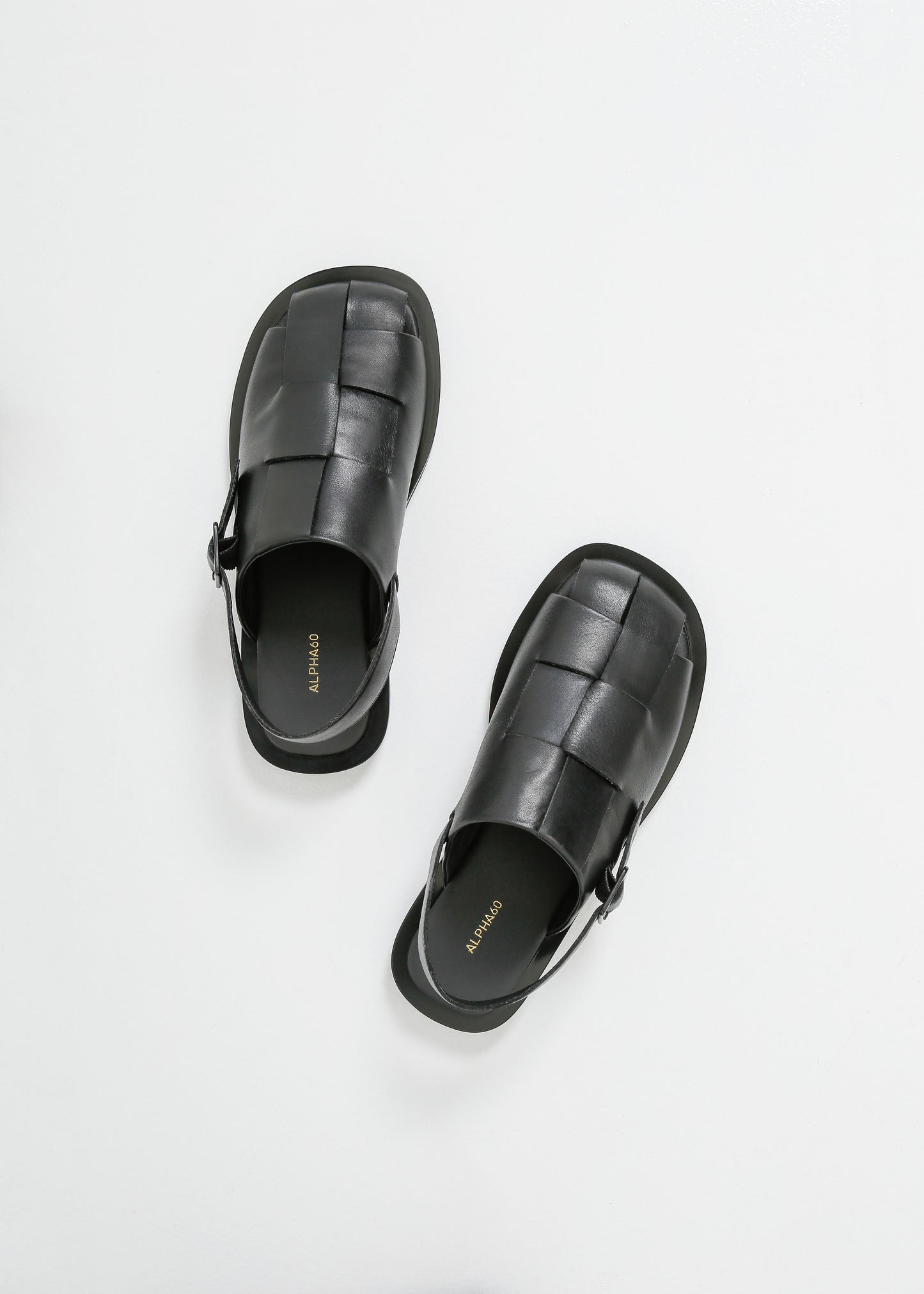 QUINN SANDAL	 / BLACK