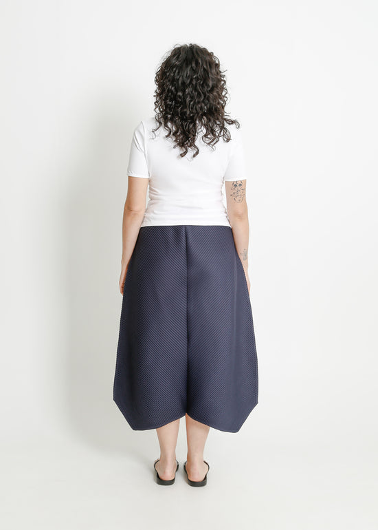 CHET PLEAT SKIRT / NAVY