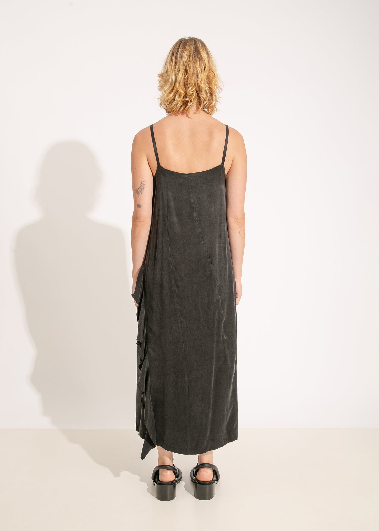 W24 | LONNIE DRESS / BLACK