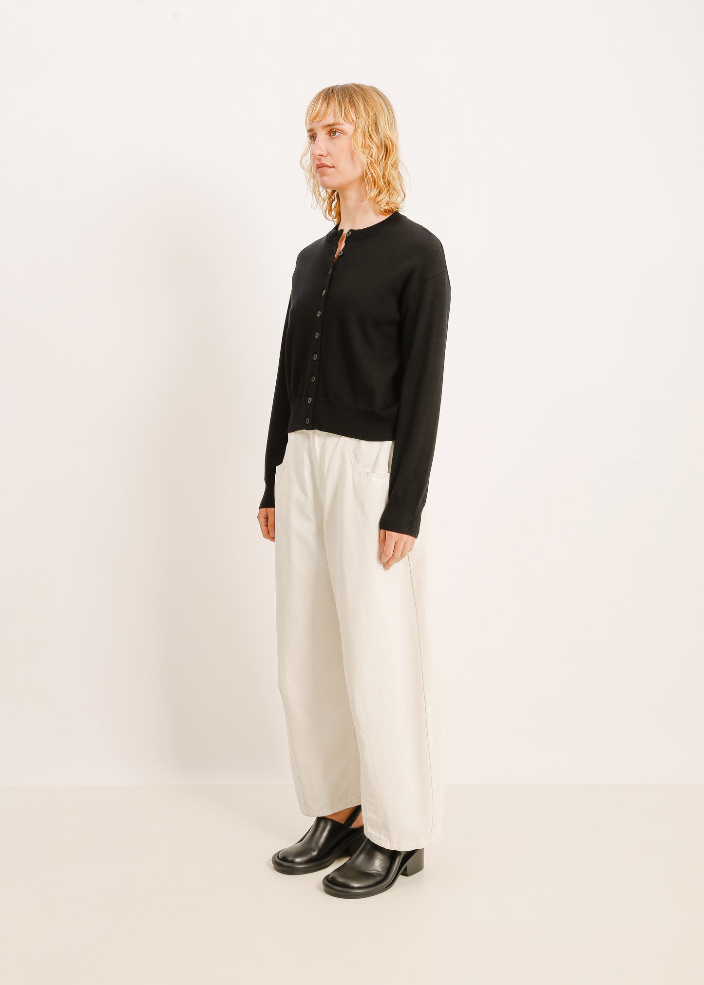 LOLA KNIT CARDI / BLACK