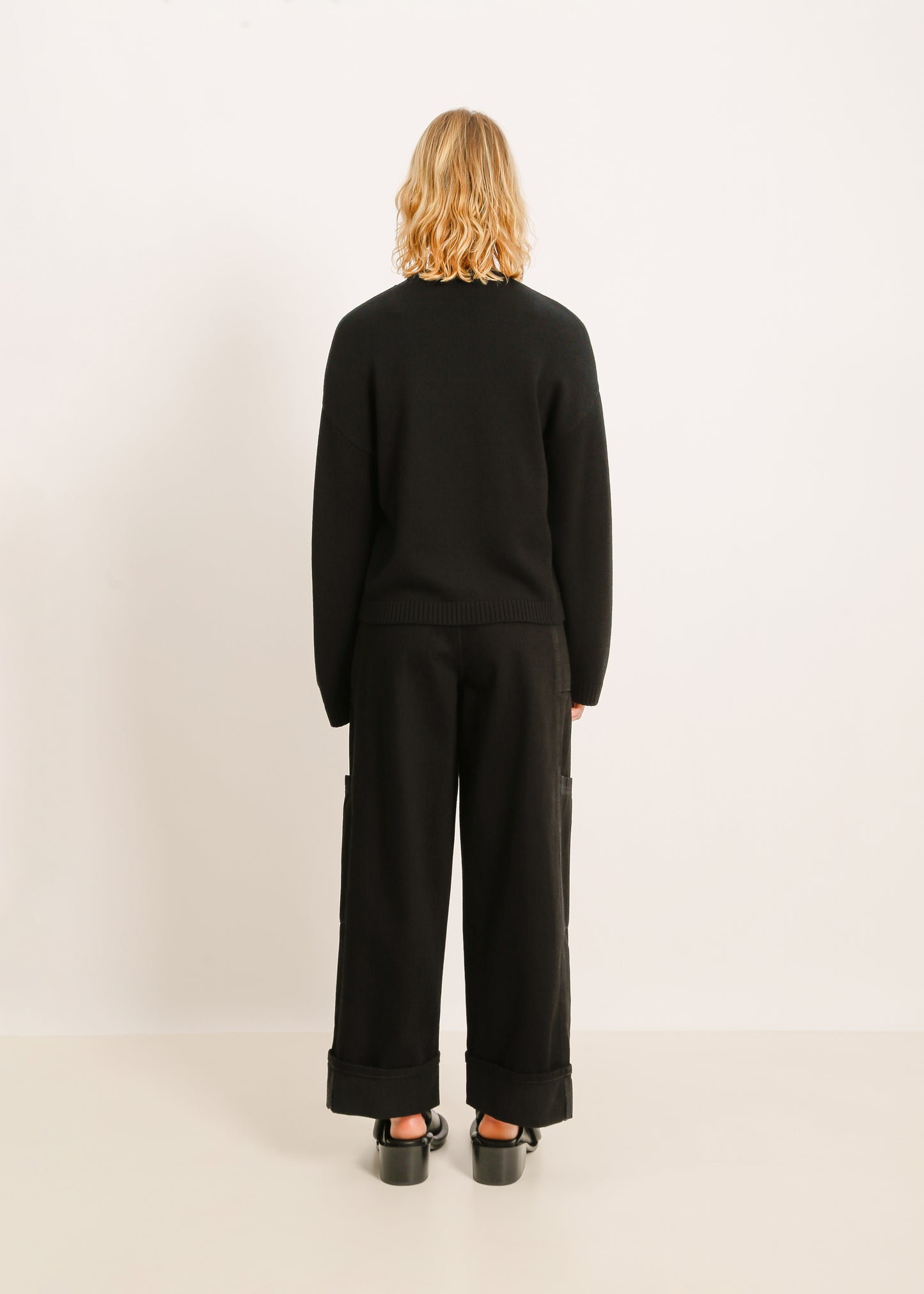 W24 | THEO KNIT SWEAT / BLACK