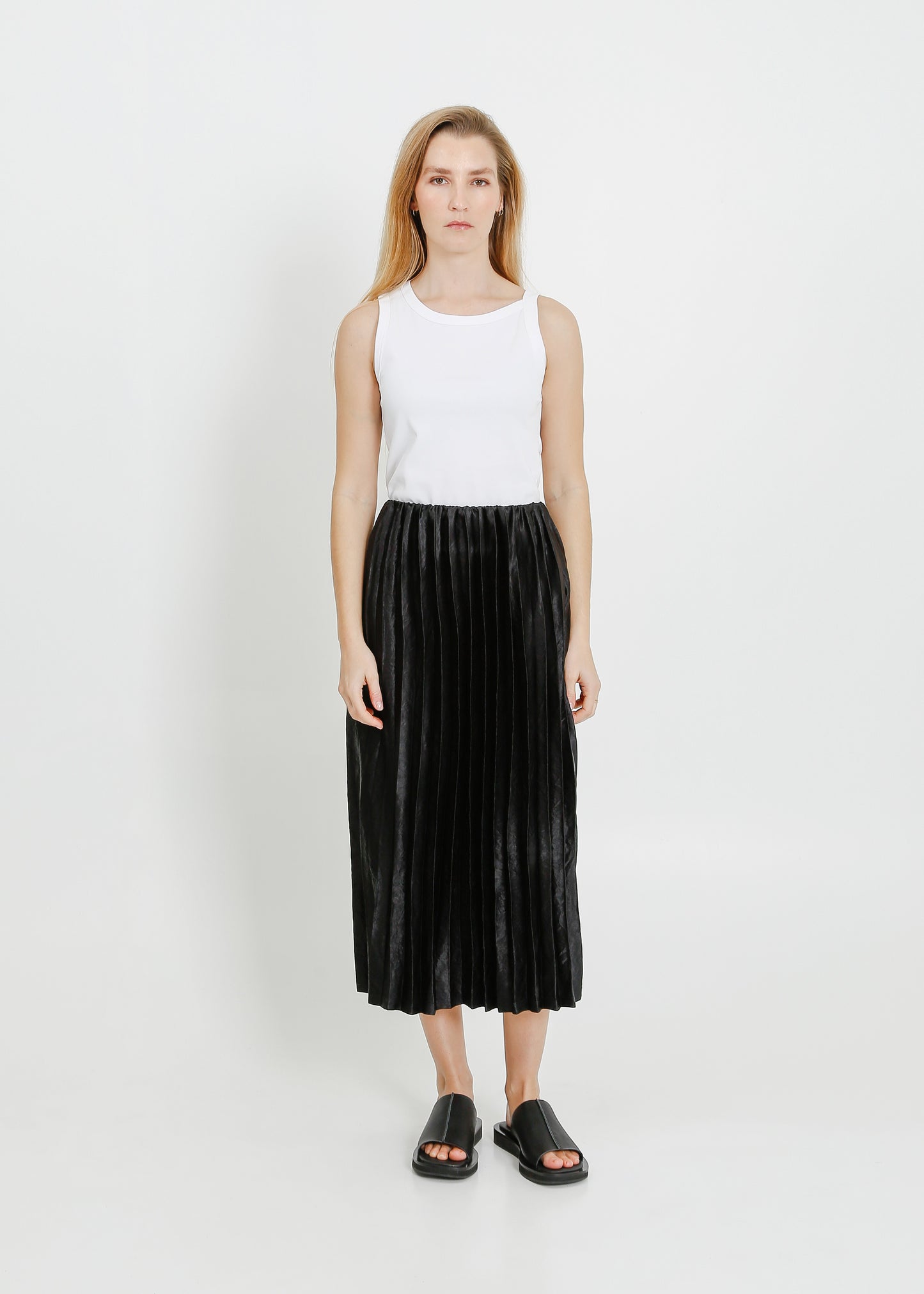 RILO PLEAT SKIRT / BLACK