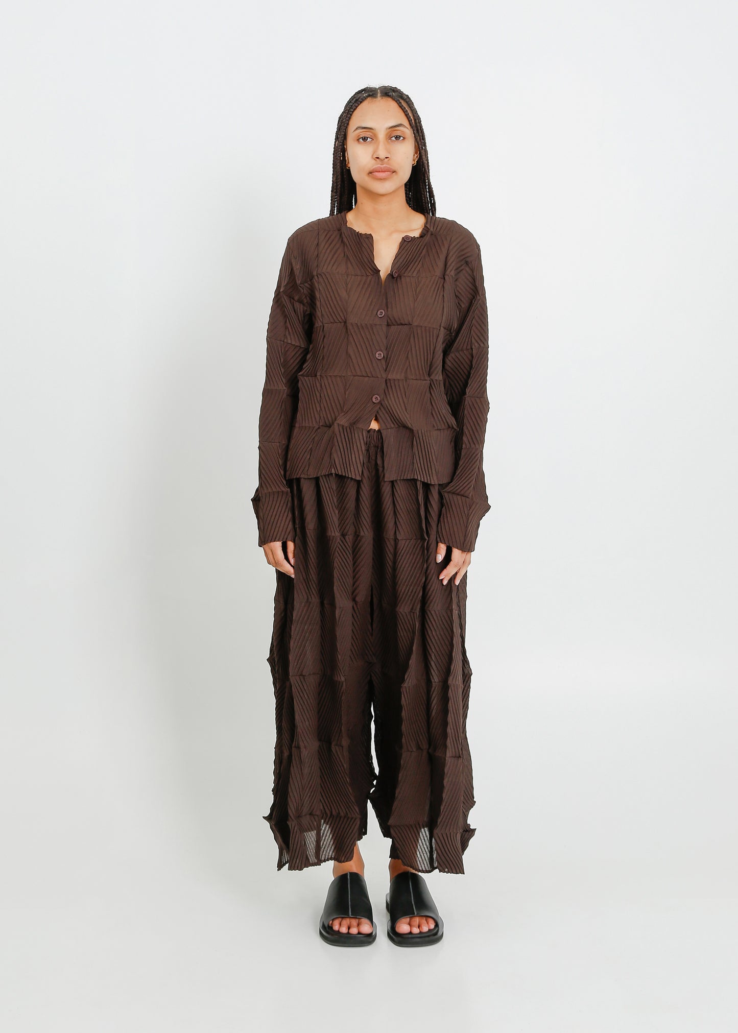 IRA PLEAT CARDI / CHOCOLATE