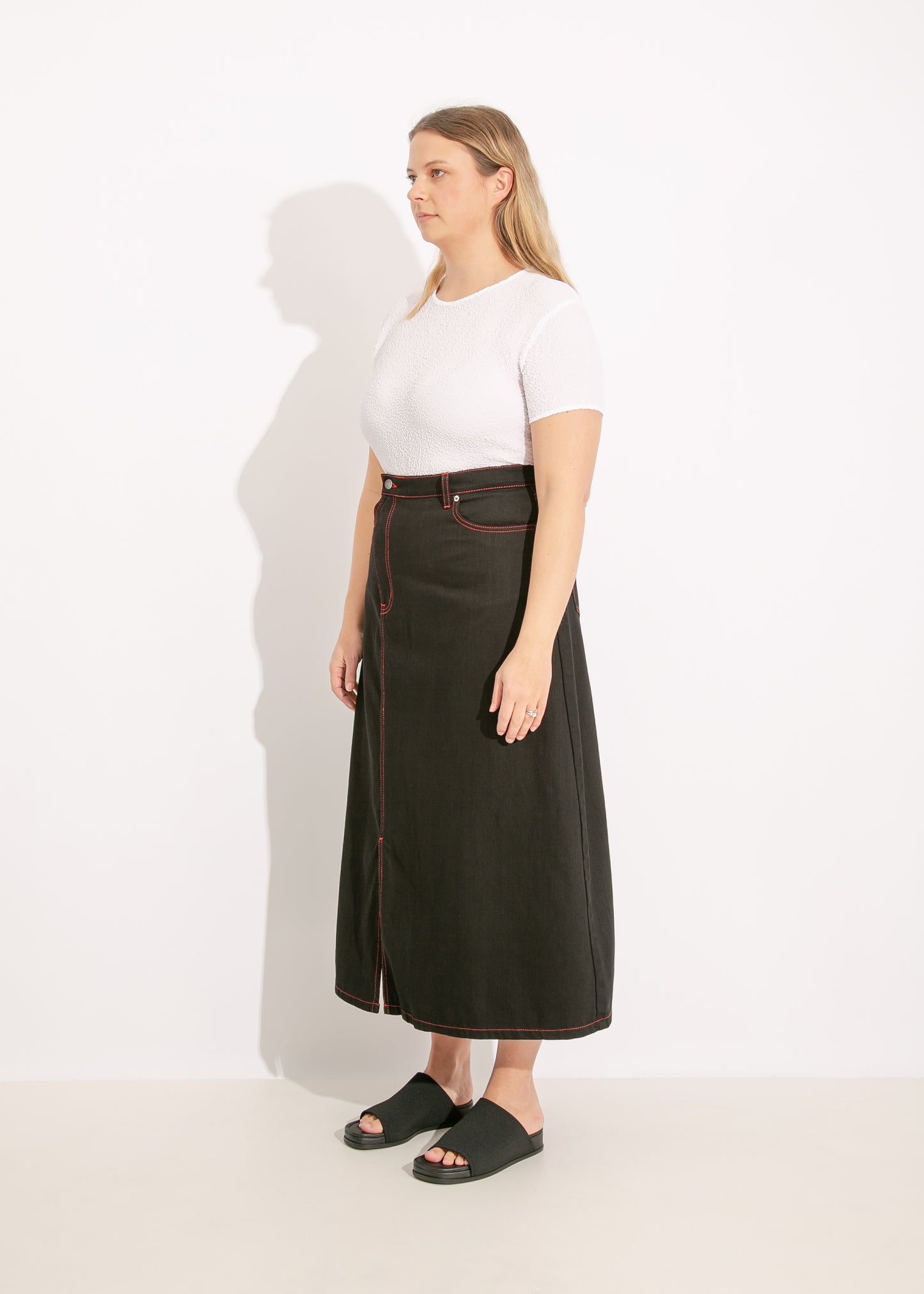 S24 | DEMI SKIRT / BLACK-ORANGE