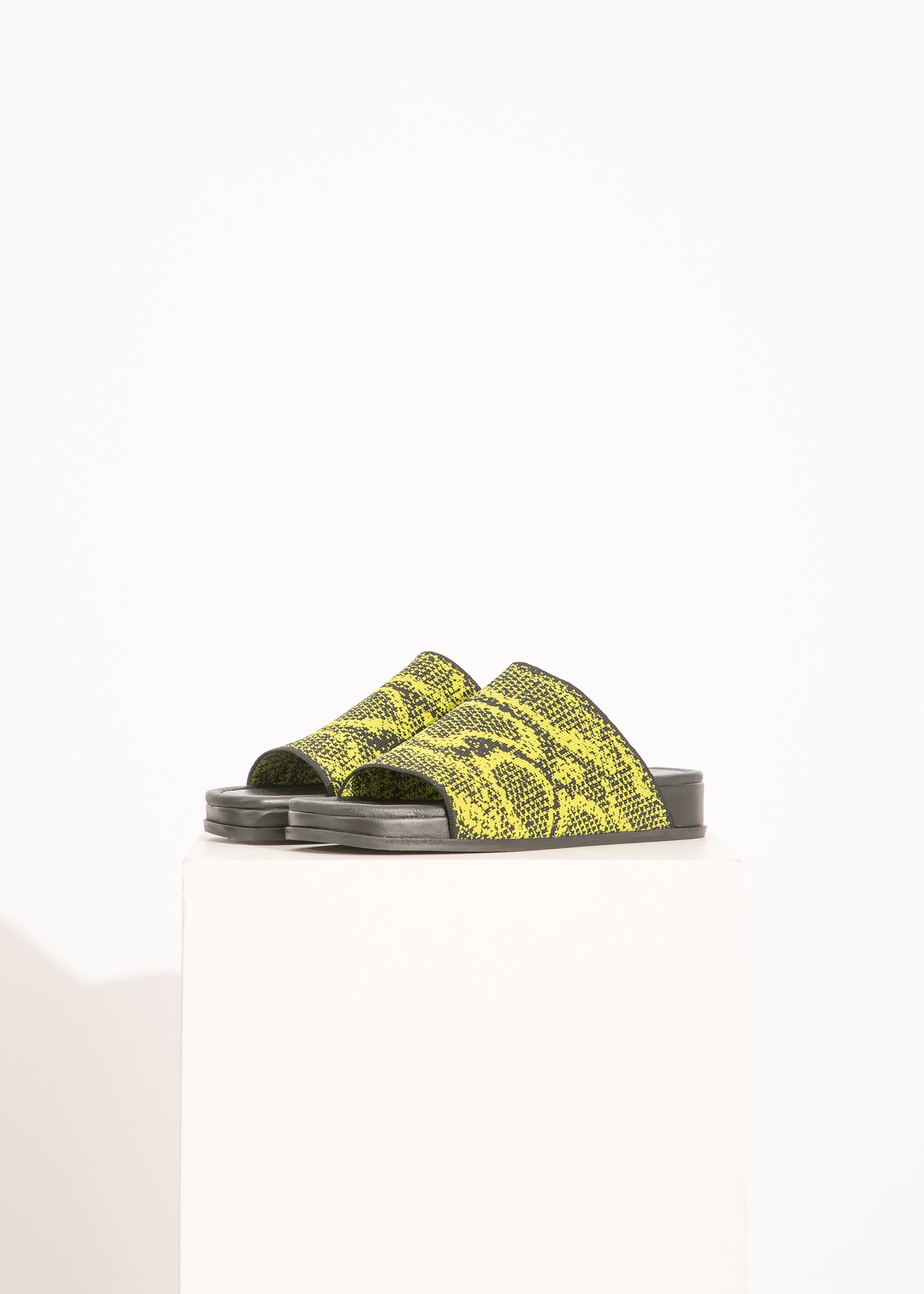 Neon on sale snakeskin slides