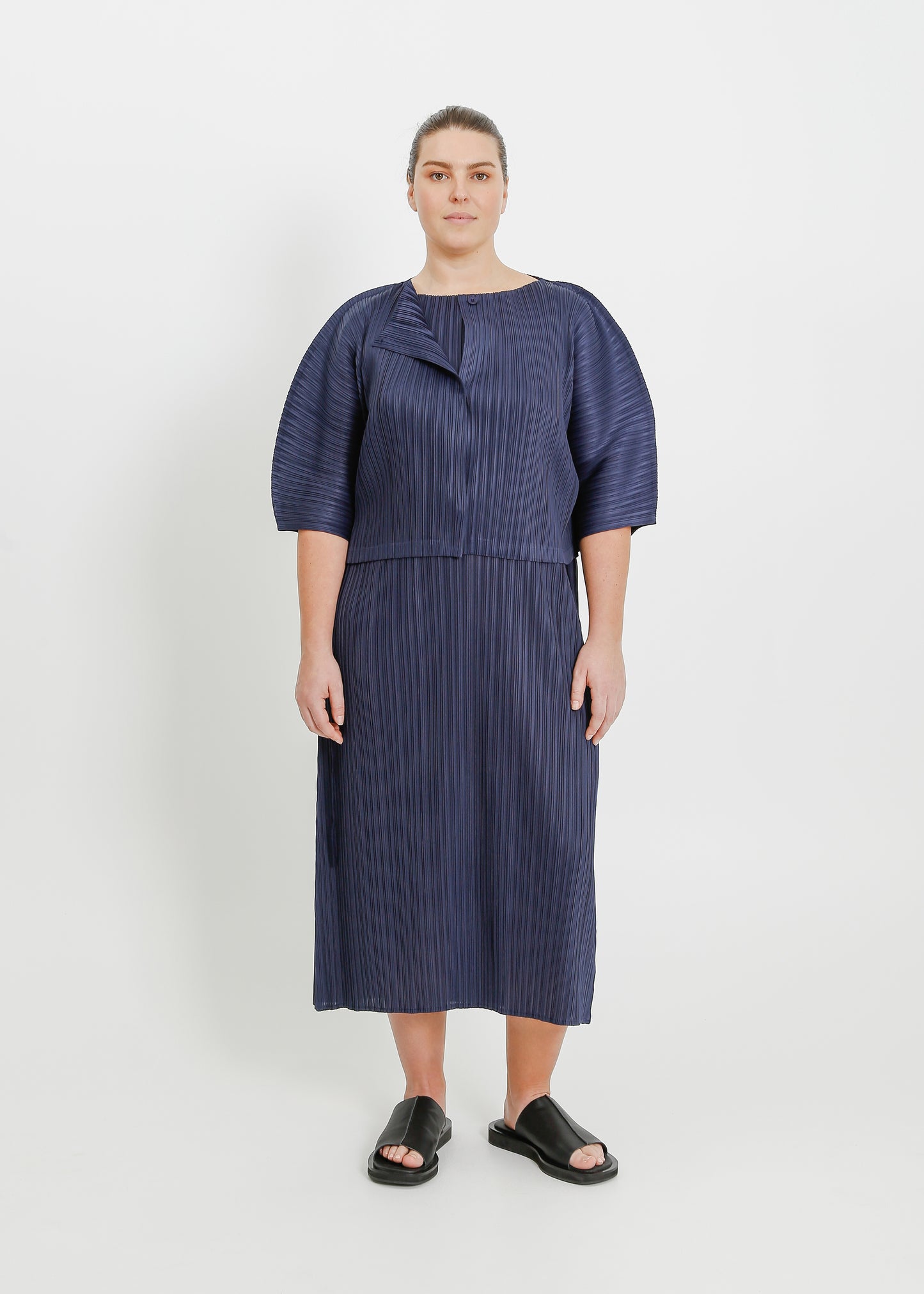 MARGOT PLEAT JACKET / NAVY