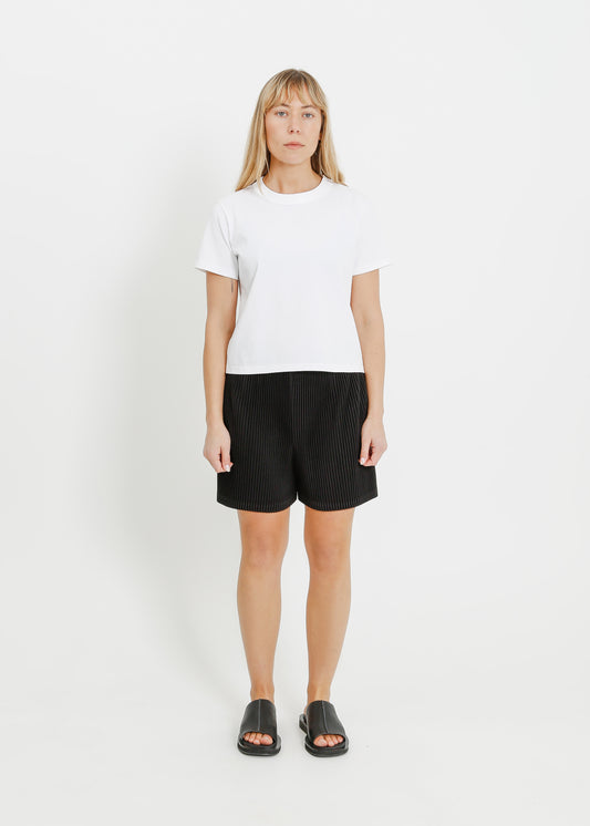 LUCKY PLEAT SHORT / BLACK