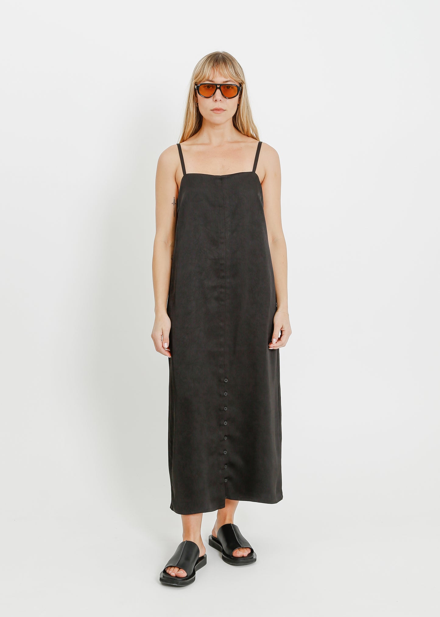 VERE SLIP DRESS / BLACK