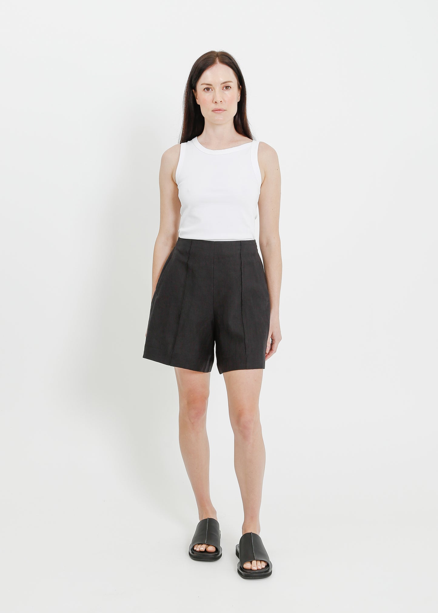 MARINA SHORT / BLACK