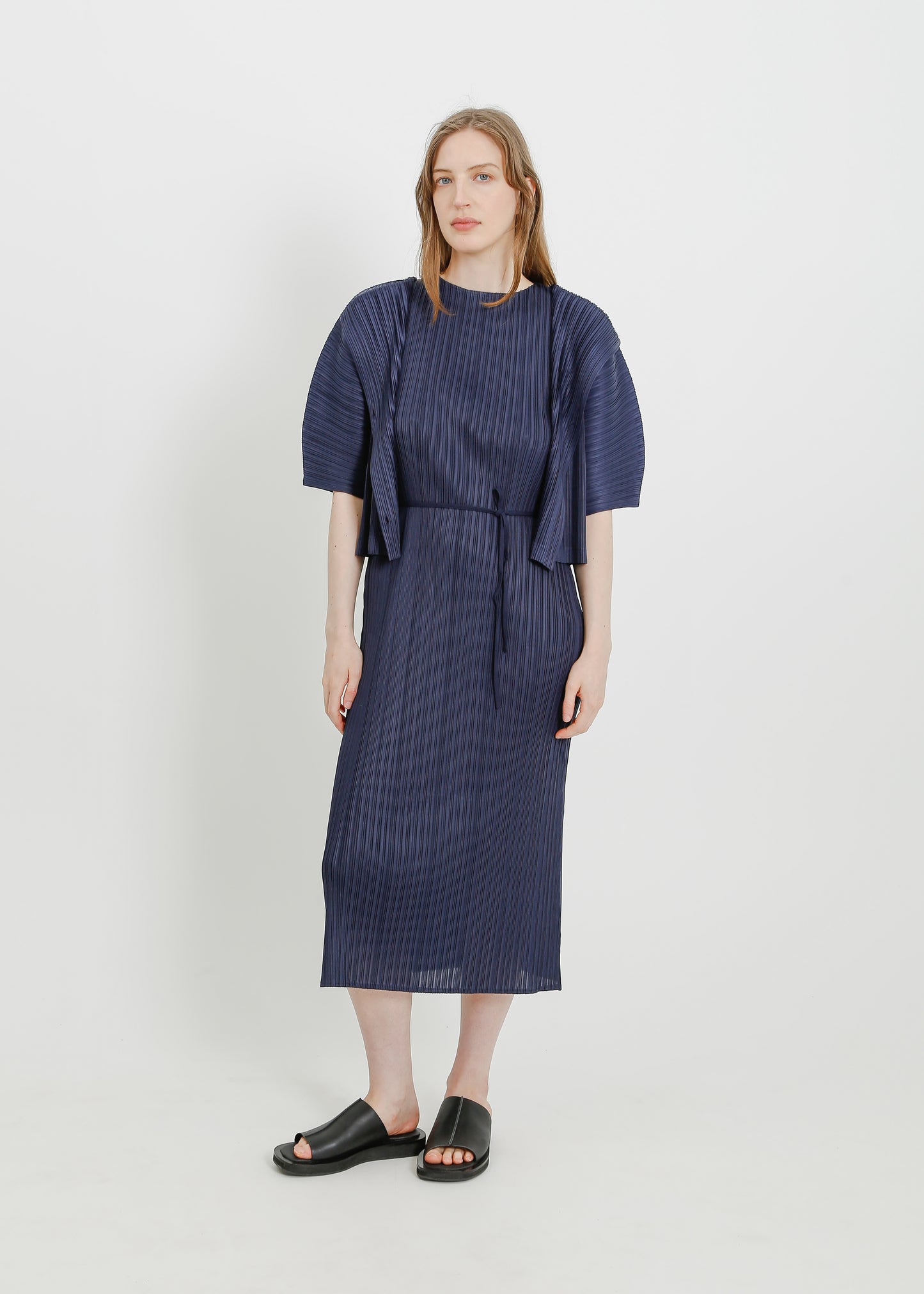 REAH PLEAT DRESS  / NAVY