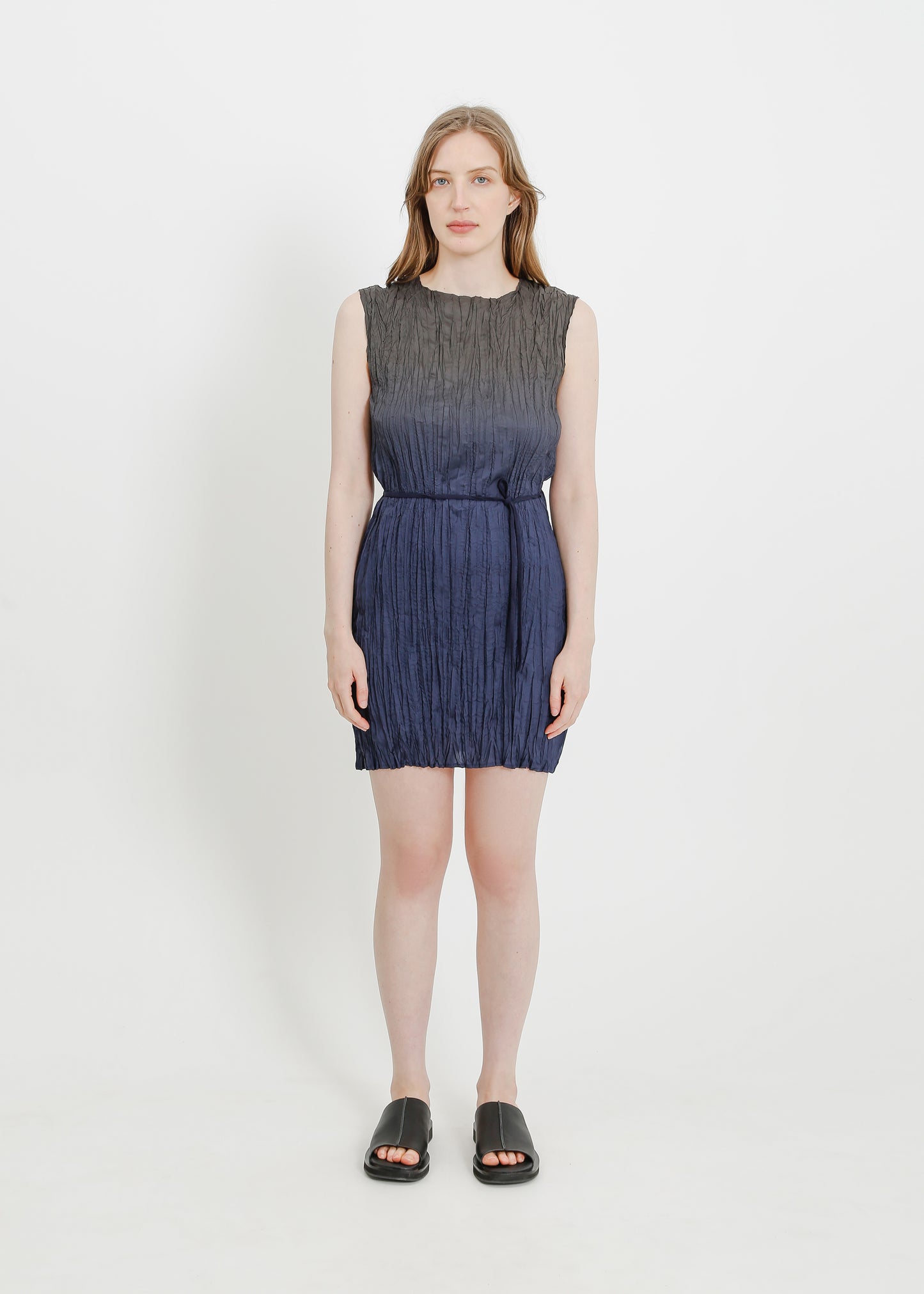 JOSS PLEAT DRESS / INK-KHAKI